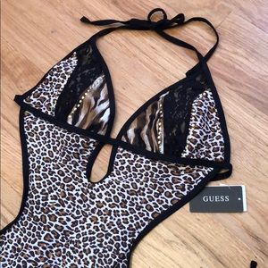 Guess Skinny Dip 1 Piece Cut Out
